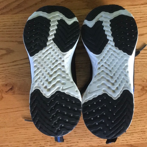 Nike Odyssey React Sneakers Running Gym Workout W7 - Picture 9 of 11